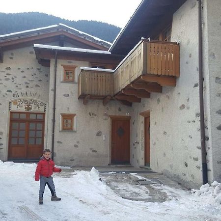 Capole -Ghiri Apartment Isolaccia Bagian luar foto