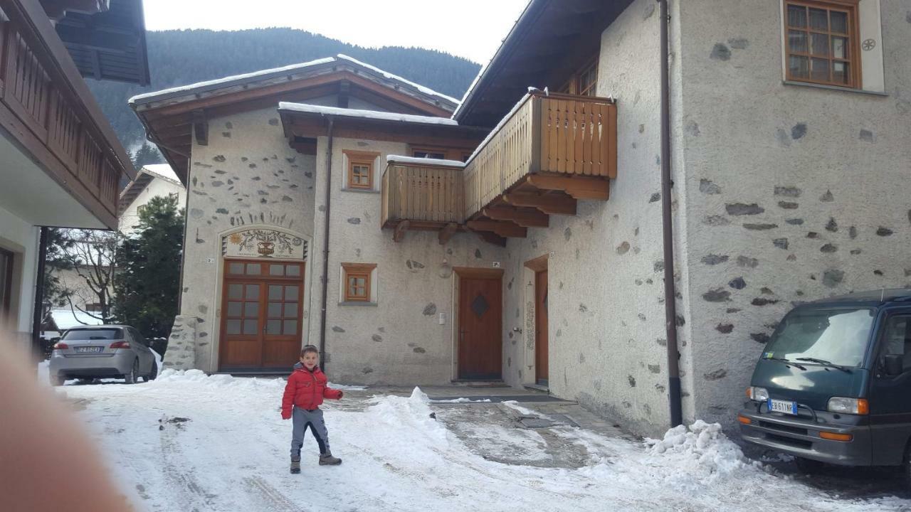 Capole -Ghiri Apartment Isolaccia Bagian luar foto